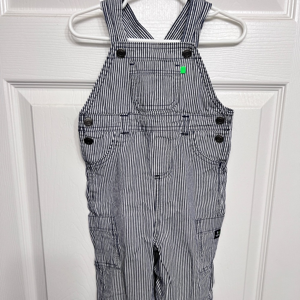 [All for$6-20 ]18m Carters black&white overall